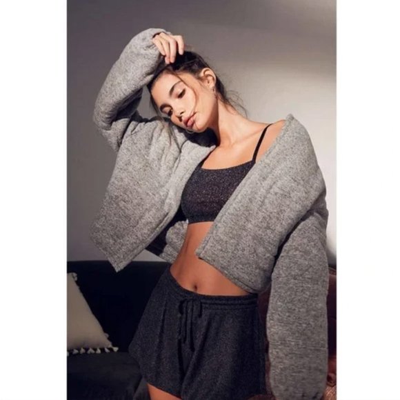 Urban Outfitters Jackets & Blazers - Urban Outfitters Grey Quilted Crop Jacket Size Medium